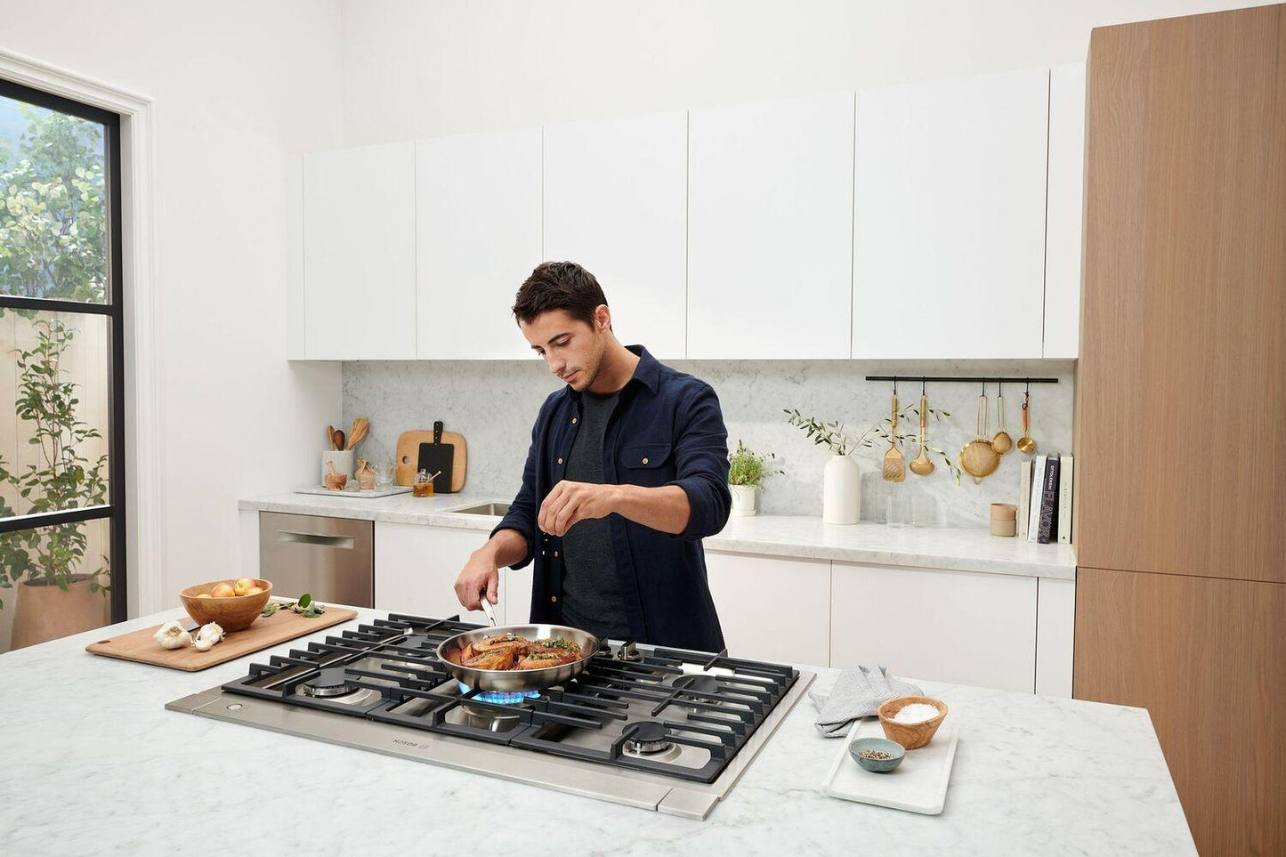 Bosch NGM8659UC 800 Series, Gas hob, 36'', Stainless steel