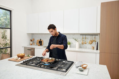 Bosch NGM8659UC 800 Series, Gas hob, 36'', Stainless steel