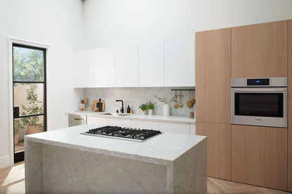 Bosch 800 Series Gas Cooktop 36" Stainless steel NGM8658UC