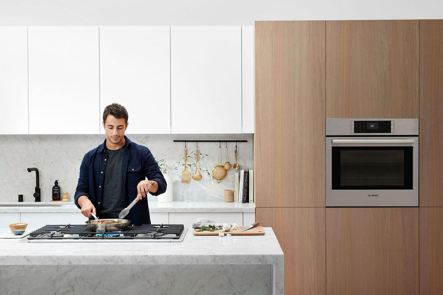 800 Series Single Wall Oven 30" Stainless Steel