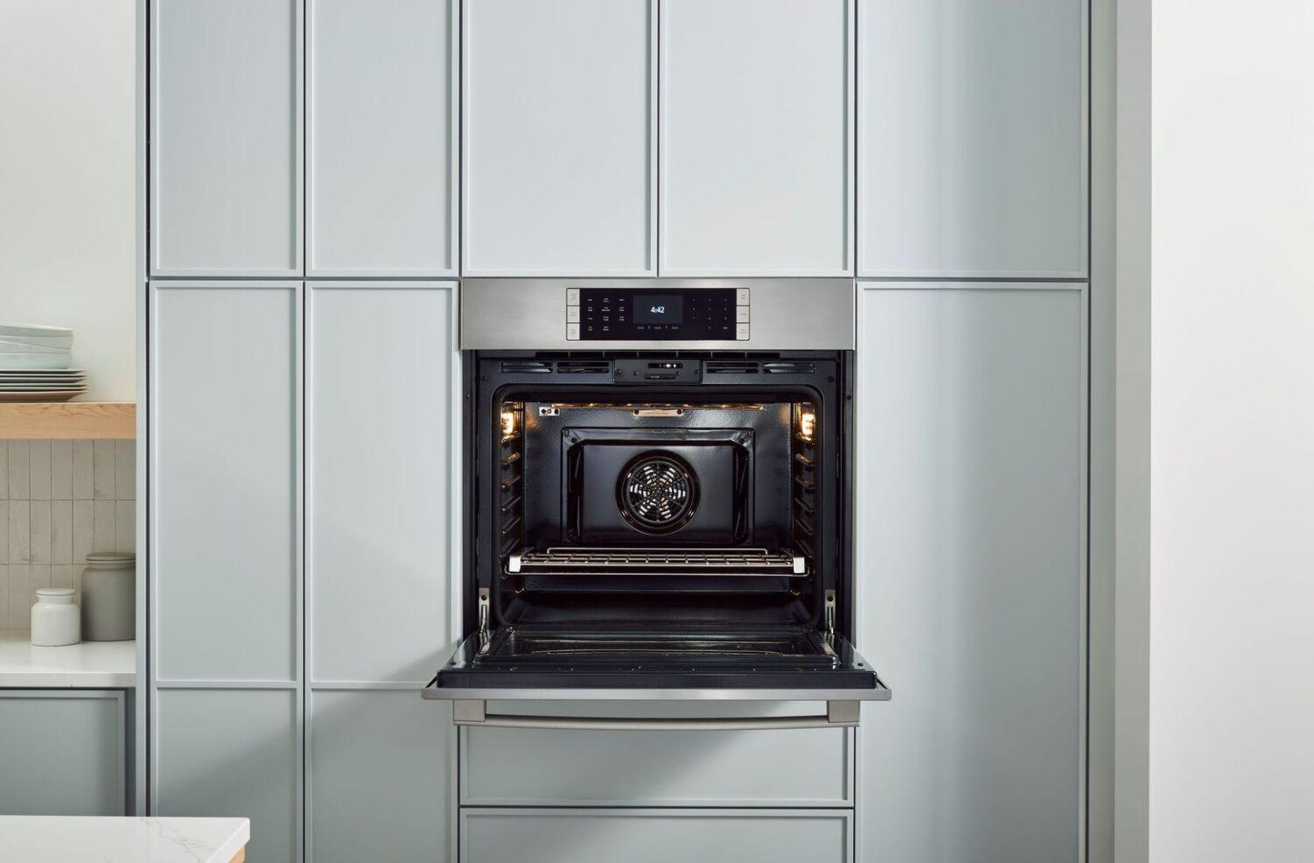 800 Series Single Wall Oven 30" Stainless Steel