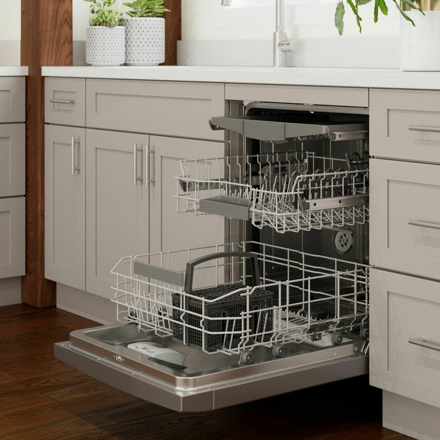 Bosch 800 Series Dishwasher 24'' stainless steel SGE78B55UC