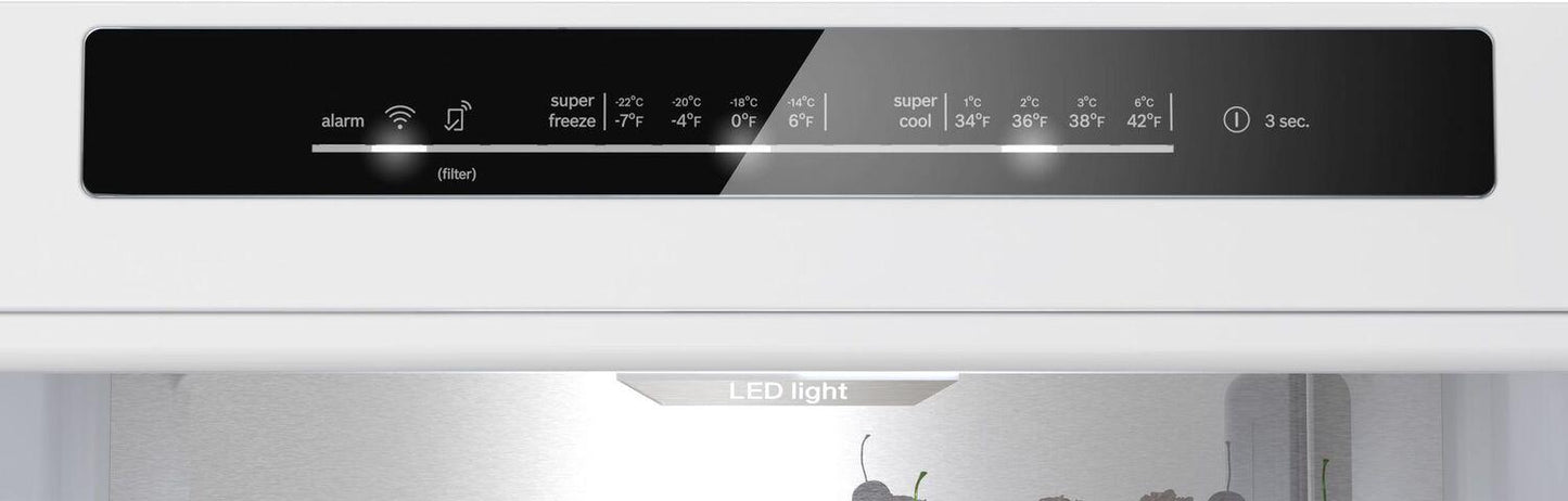 Bosch B24CB50ESS 500 Series, free-standing fridge-freezer with freezer at bottom, 24'', Brushed steel (with anti-fingerprint), Total No Frost
