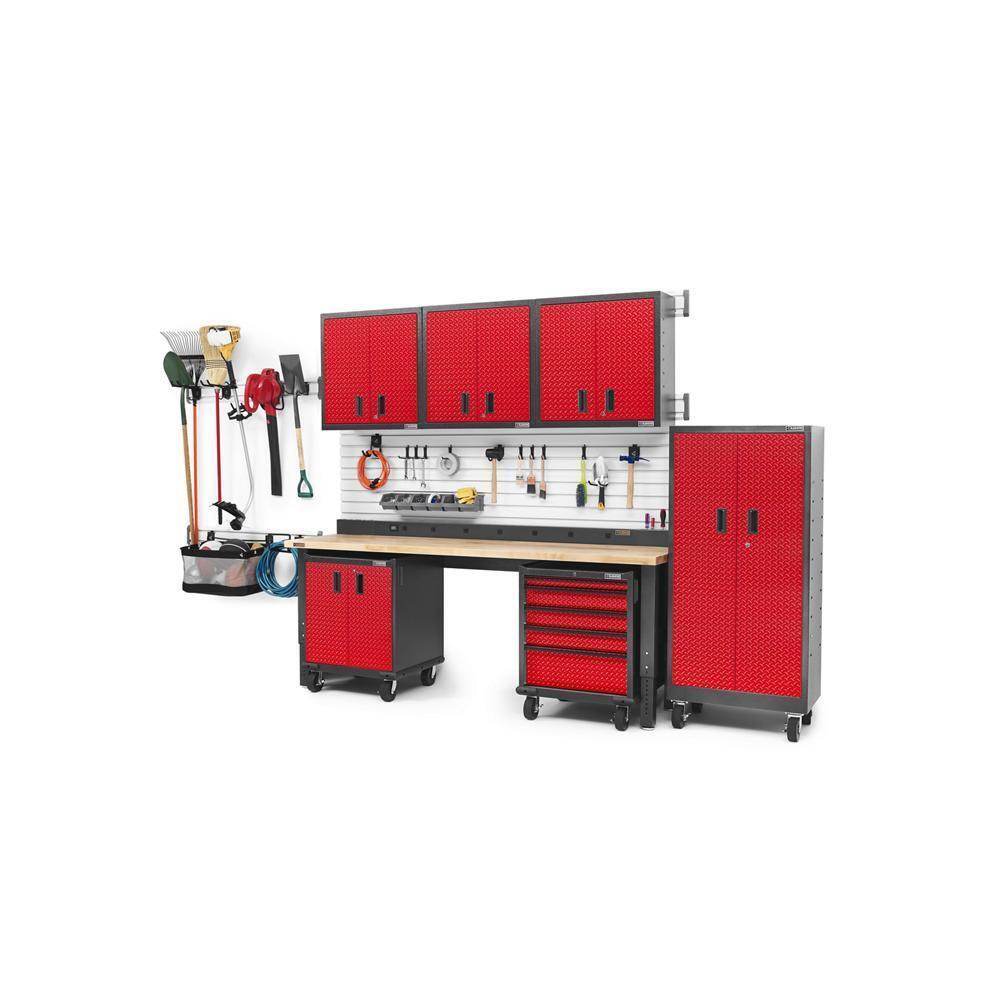 Gladiator GAAC68PSDG 6' Wide 9-Outlet Workbench Powerstrip