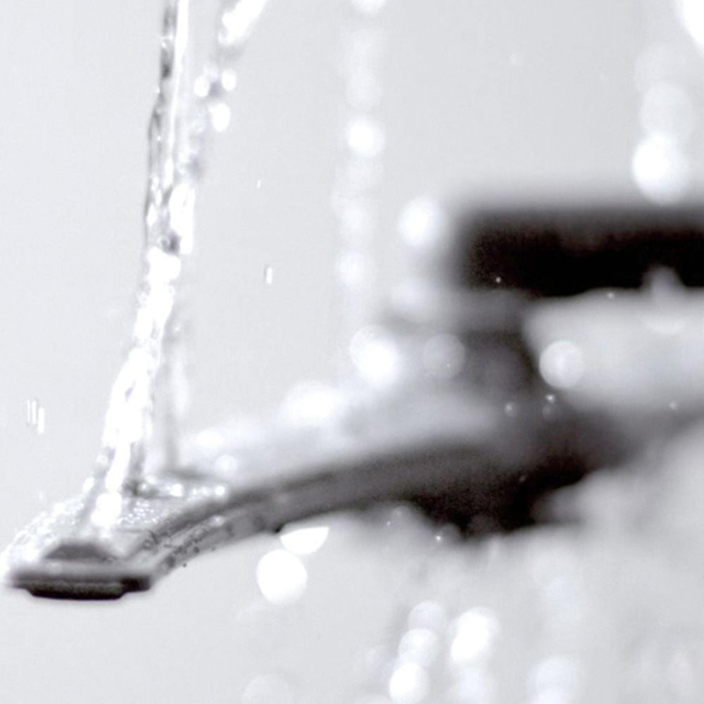 300 Series Dishwasher 17 3/4" Stainless steel SPE53B55UC