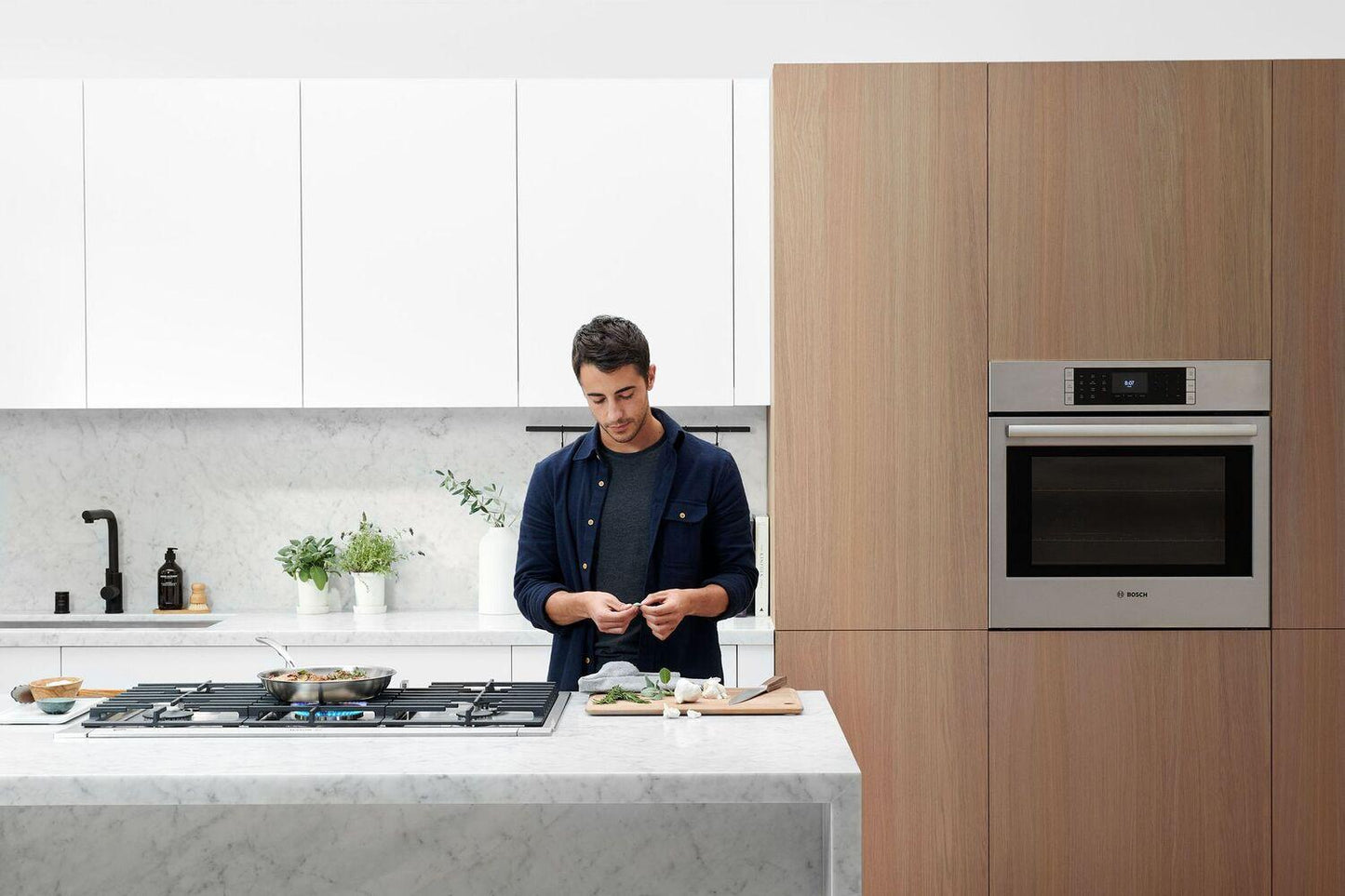 Bosch NGM8659UC 800 Series, Gas hob, 36'', Stainless steel