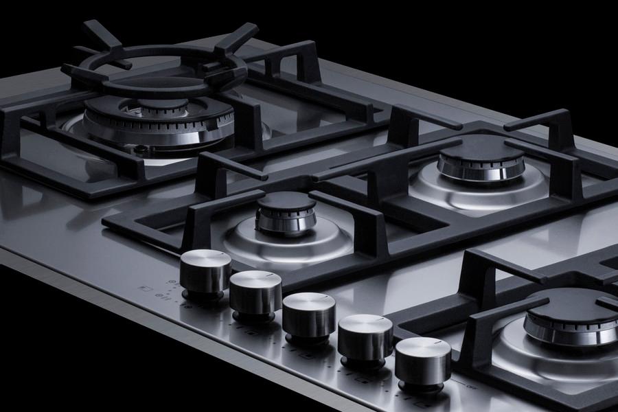 Summit GCJ536SSTK 34" Wide 5-burner Gas Cooktop In Stainless Steel