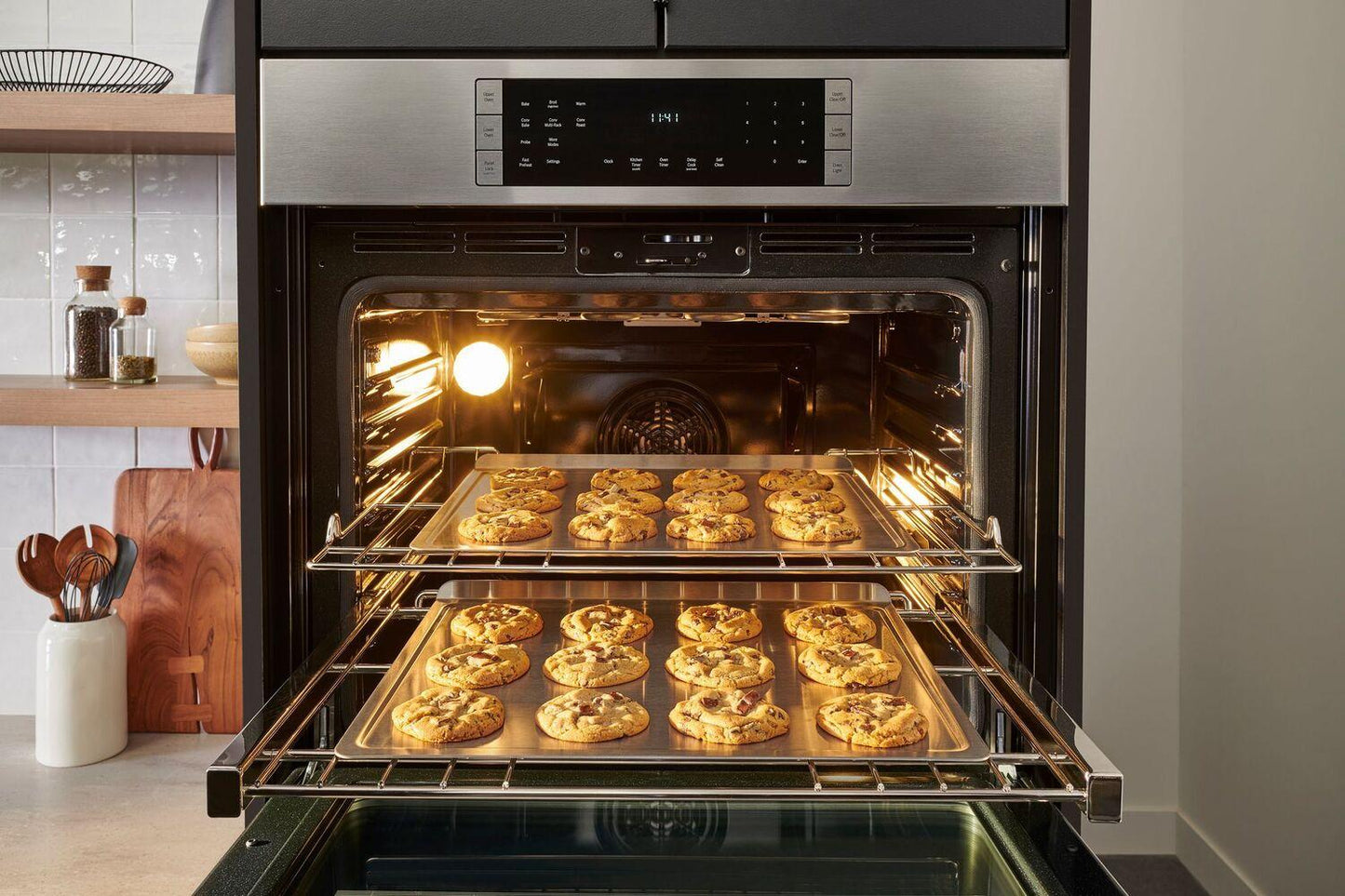 800 Series Single Wall Oven 30" Stainless Steel
