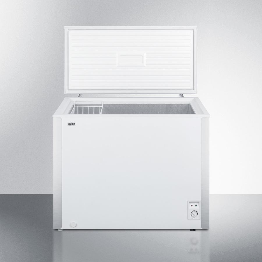 Summit SCFM62 7 CU.FT. Chest Freezer