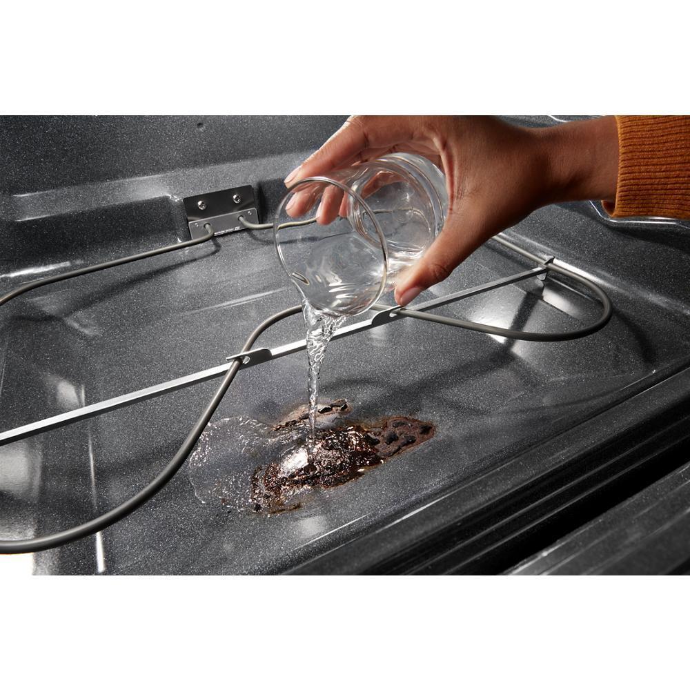 Whirlpool WFES3330RB 30-inch Electric Range with Steam Clean