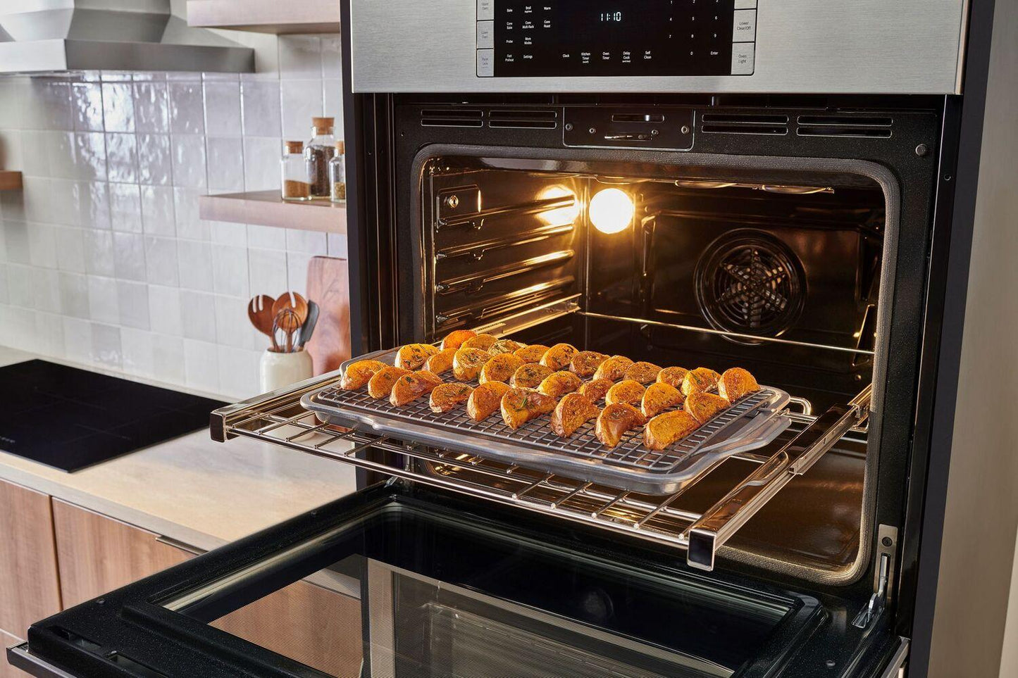 800 Series Single Wall Oven 30" Stainless Steel