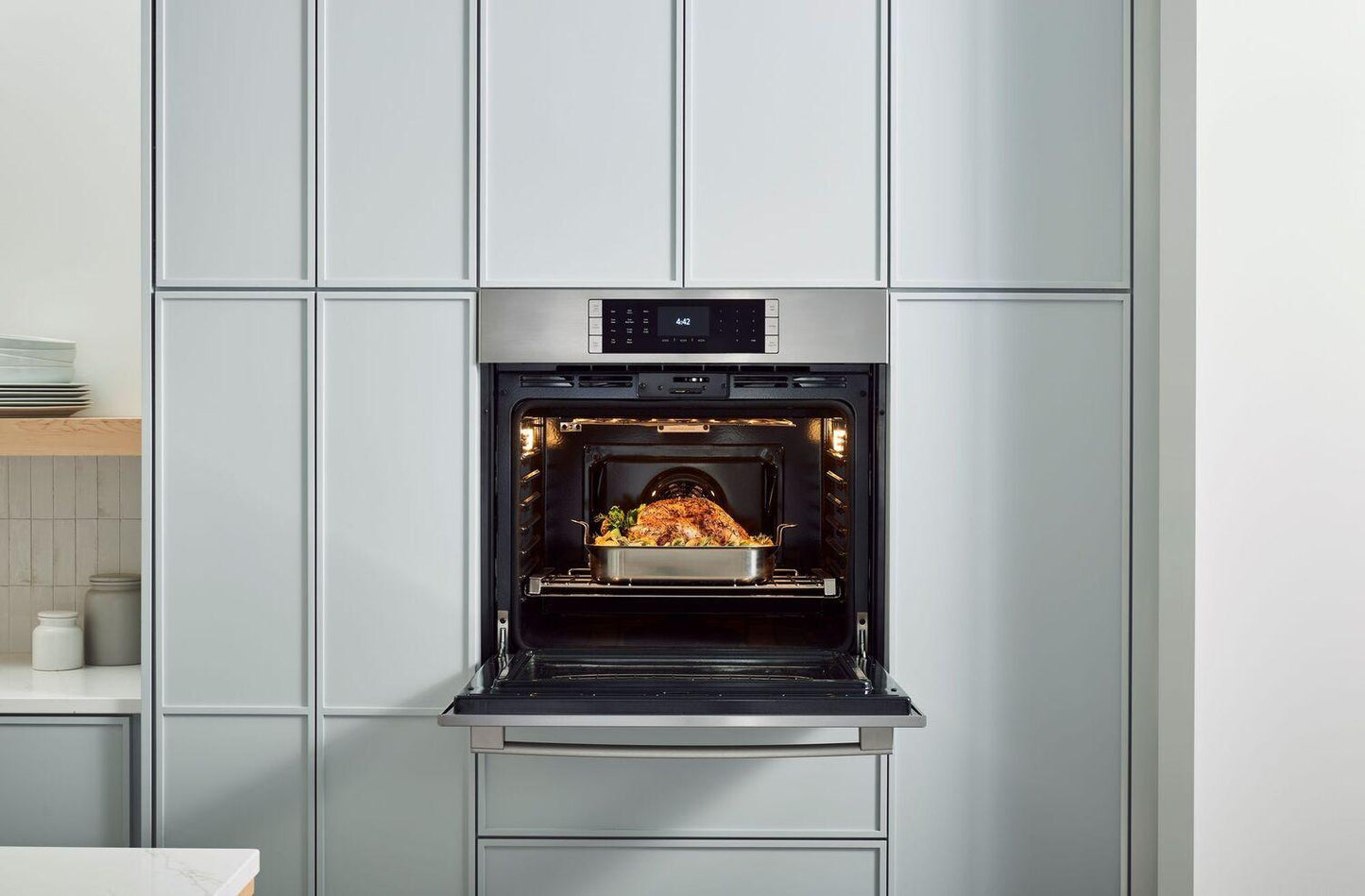 800 Series Single Wall Oven 30" Stainless Steel