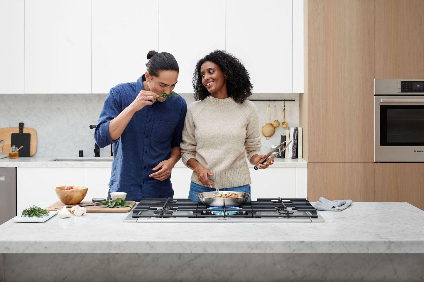Bosch NGM8659UC 800 Series, Gas hob, 36'', Stainless steel