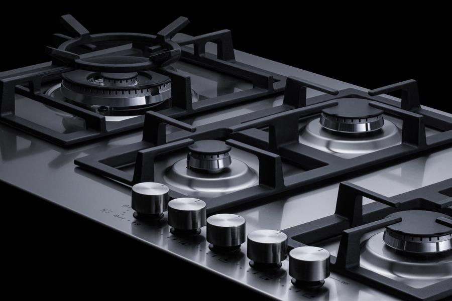 Summit 34" Wide 5-burner Propane Gas Cooktop In Stainless Steel