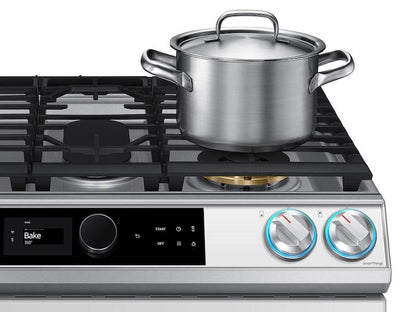 Samsung NX60BB871112 Bespoke Smart Slide-in Gas Range 6.0 cu. ft. with Smart Dial, Air Fry & Wi-Fi in White Glass