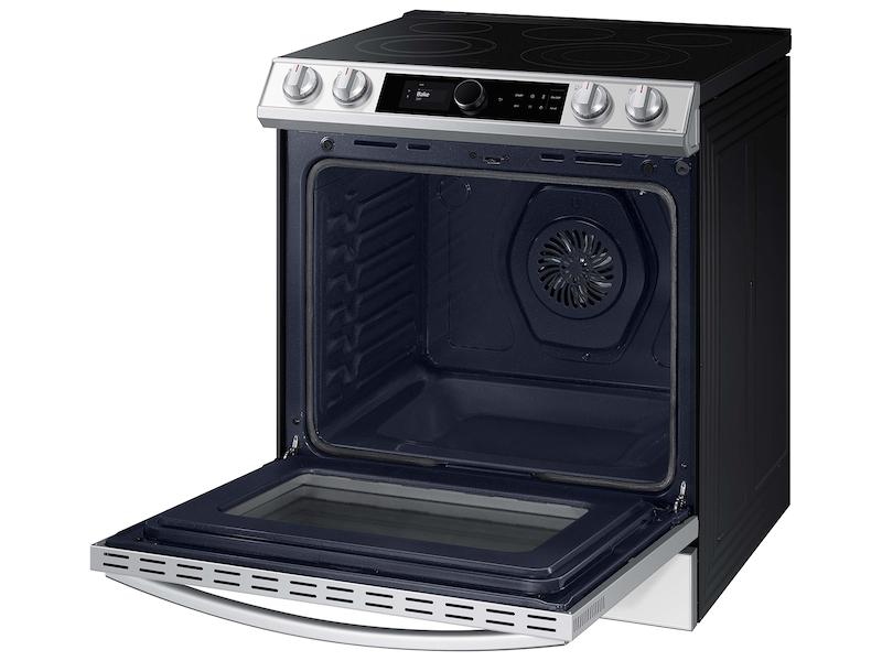 Samsung NE63BB871112 Bespoke Smart Slide-in Electric Range 6.3 cu. ft. with Smart Dial & Air Fry in White Glass