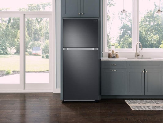 Samsung RT18M6213SG 18 cu. ft. Top Freezer Refrigerator with FlexZone™ in Black Stainless Steel