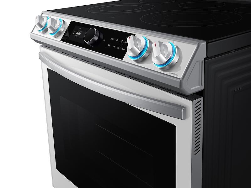 Samsung NE63BB871112 Bespoke Smart Slide-in Electric Range 6.3 cu. ft. with Smart Dial & Air Fry in White Glass