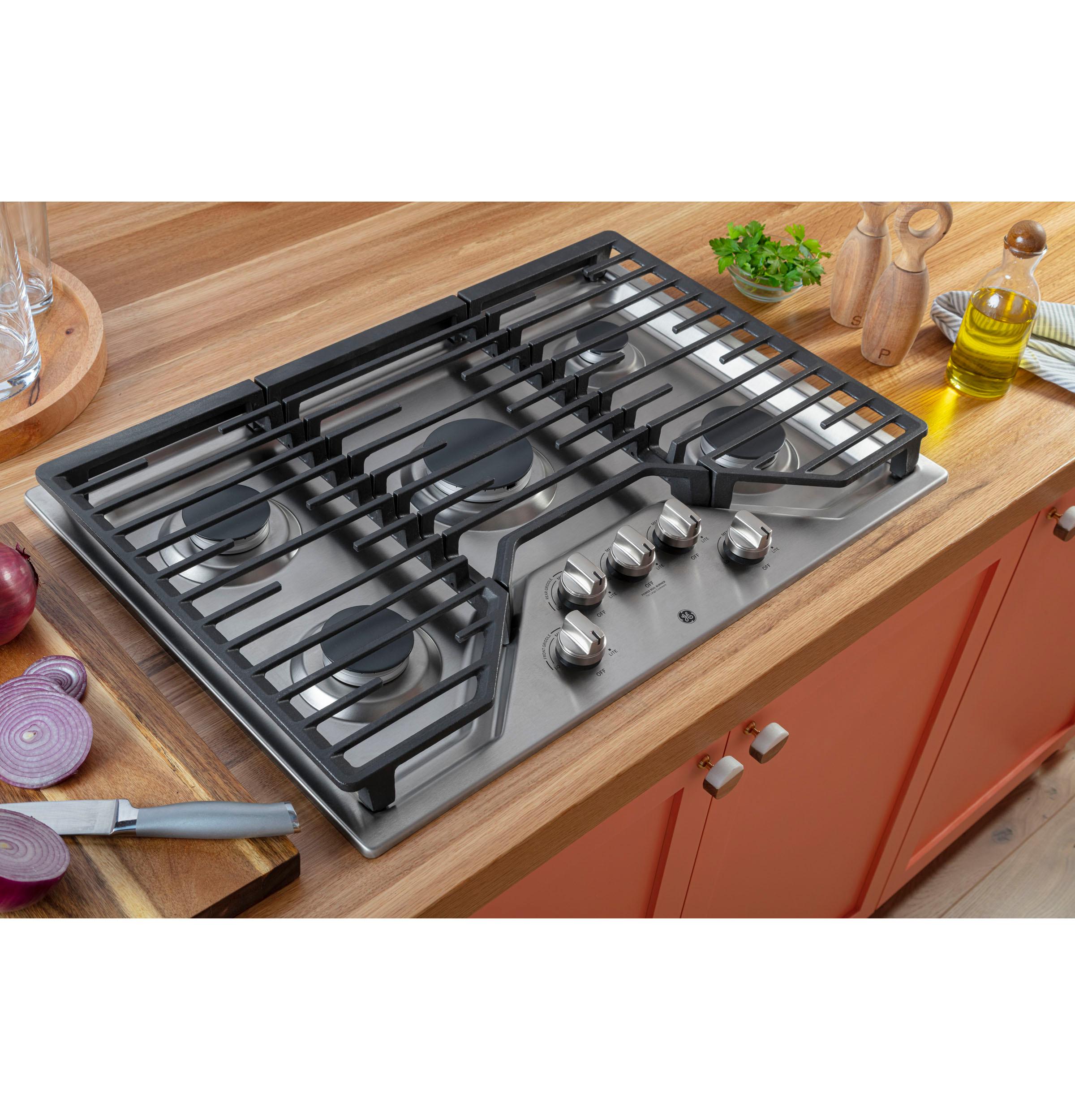 JGP5030SLSS GE® 30" Built-In Gas Cooktop with 5 Burners and Dishwasher Safe Grates