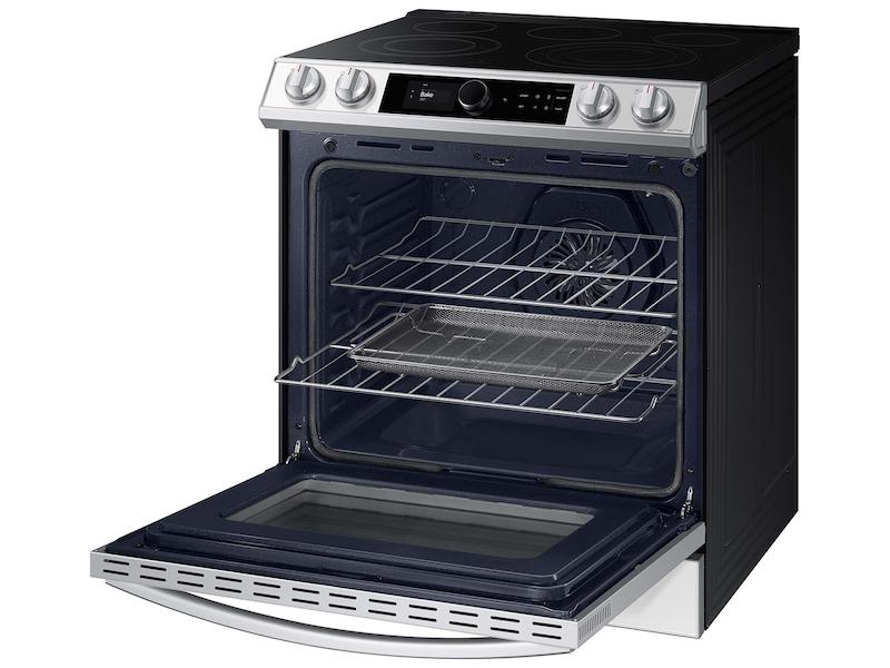 Samsung NE63BB871112 Bespoke Smart Slide-in Electric Range 6.3 cu. ft. with Smart Dial & Air Fry in White Glass