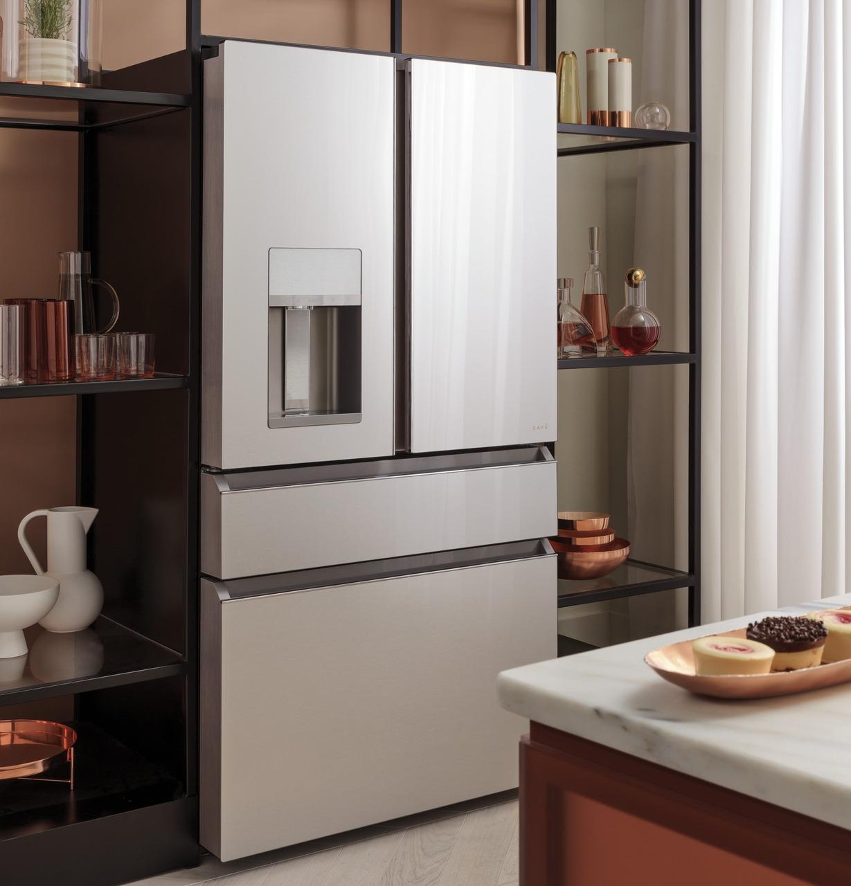 Cafe CVE28DM5NS5 CAF(EBACK)™ ENERGY STAR® 27.8 Cu. Ft. Smart 4-Door French-Door Refrigerator in Platinum Glass