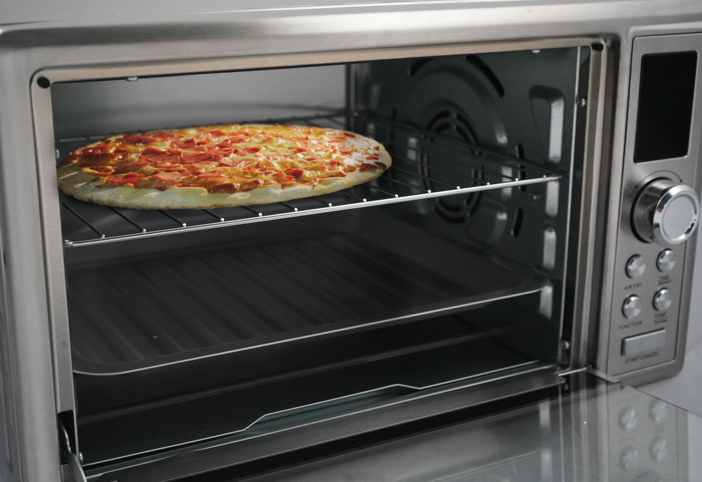DBTO0961ABSS Danby 0.9 cu. ft. Toaster Oven with Air Fry Technology in Stainless Steel