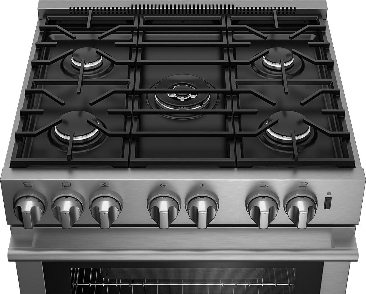 Blomberg Appliances BGR30522SS 30in Gas 5 Burner range with 5.7 cu ft self clean oven, slide-in style