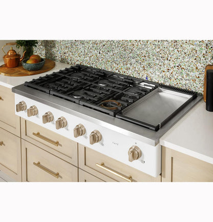 Cafe CGU486P3TD1 CAF(EBACK)™ 48" Commercial-Style Gas Rangetop with 6 Burners and Integrated Griddle (Natural Gas)