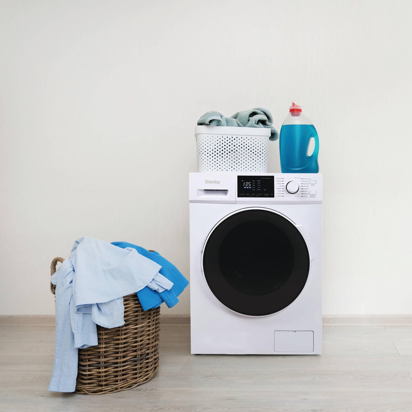 DWM120WDB3 Danby 2.7 cu. ft. All-In-One Ventless Washer/Dryer in White