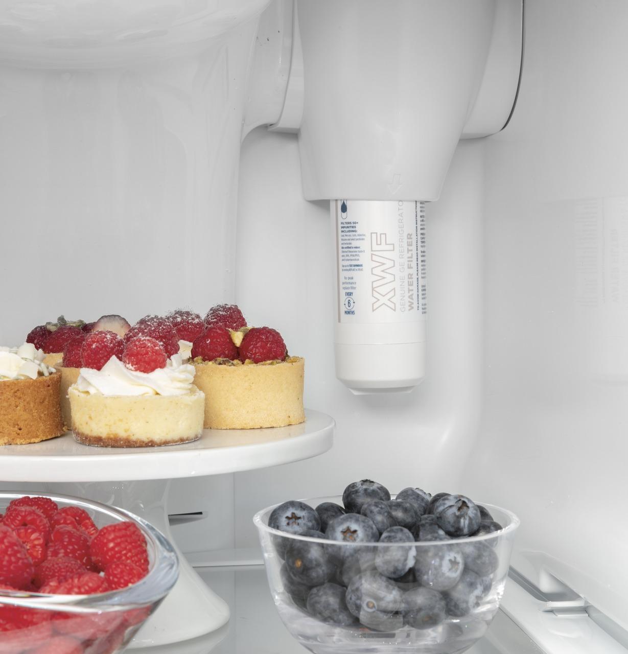 Cafe CZS22MP2NS1 CAF(EBACK)™ 21.9 Cu. Ft. Counter-Depth Side-By-Side Refrigerator