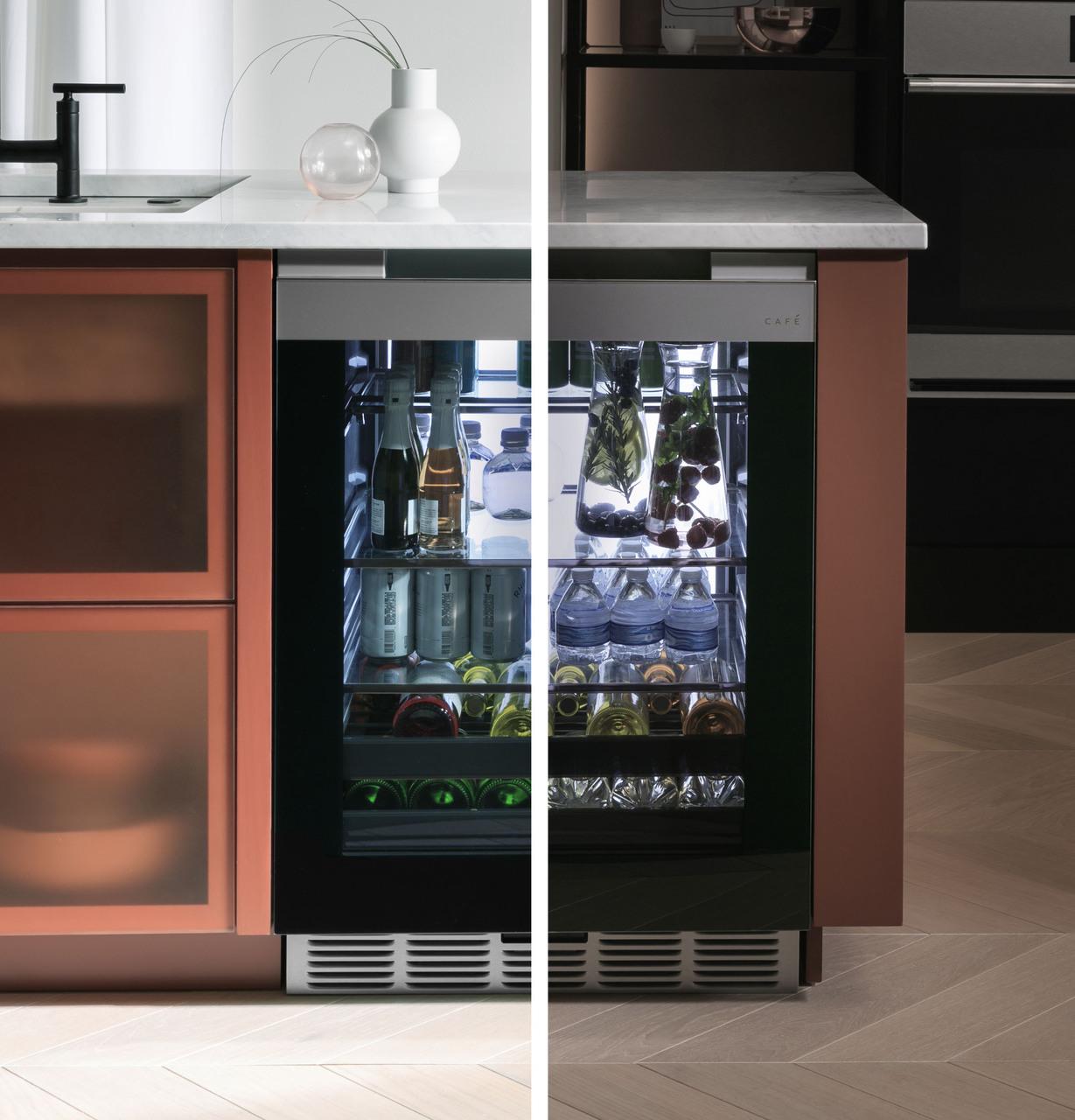Cafe CCR06BM2PS5 CAF(EBACK)™ Beverage Center in Platinum Glass