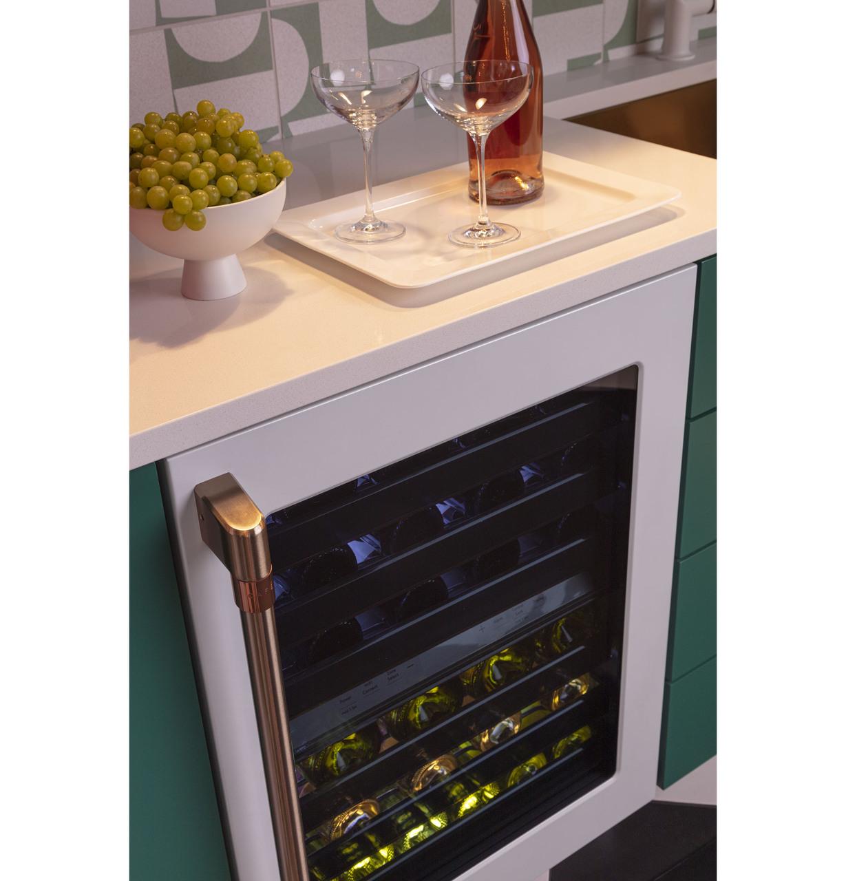 Cafe CCP06DP4PW2 CAF(EBACK)™ Wine Center