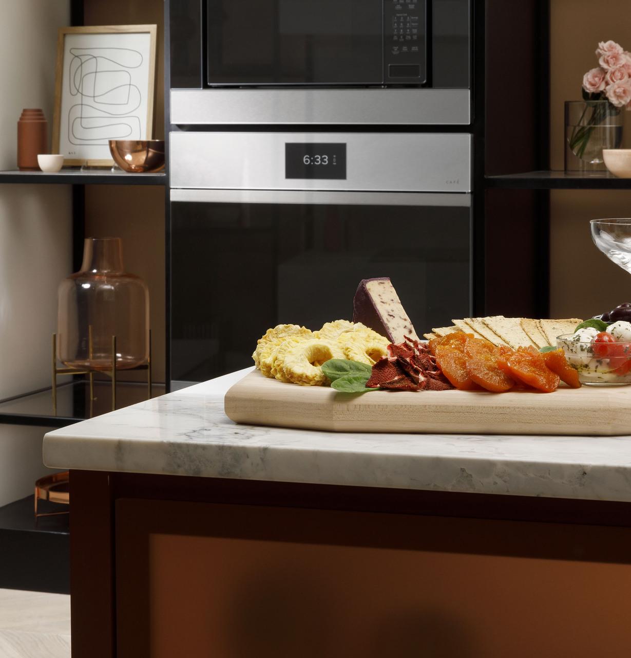 Cafe CTD90DM2NS5 Caf(eback)™ 30" Smart Built-In Convection Double Wall Oven in Platinum Glass