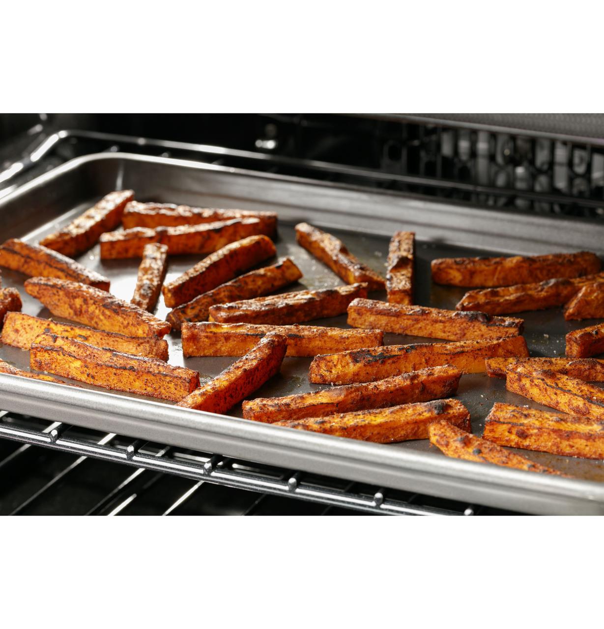 Cafe CGS750P2MS1 CAF(EBACK)™ 30" Smart Slide-In, Front-Control, Gas Double-Oven Range with Convection