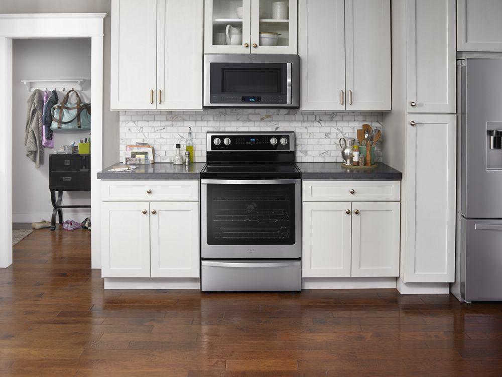 Whirlpool WFE745H0FS 6.4 Cu. Ft. Freestanding Electric Range with True Convection