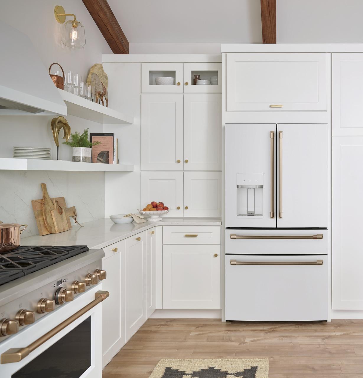 Cafe CVE28DP4NW2 CAF(EBACK)™ ENERGY STAR® 27.8 Cu. Ft. Smart 4-Door French-Door Refrigerator