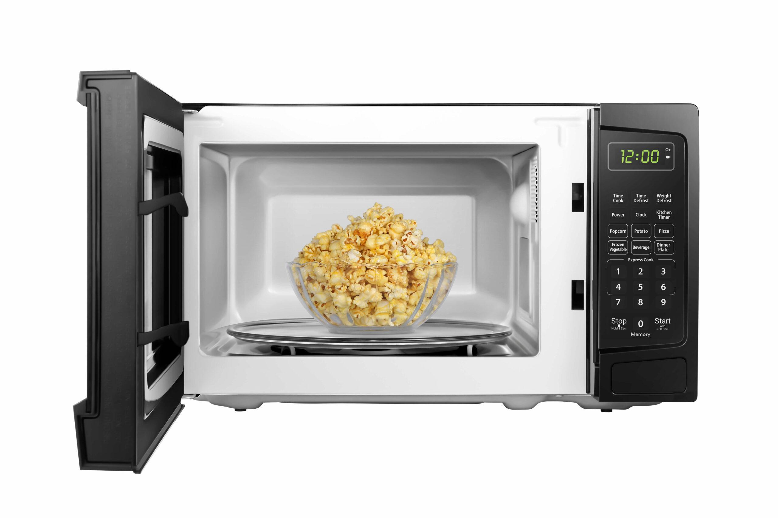 Danby 0.9 cu. ft. Countertop Microwave in Black