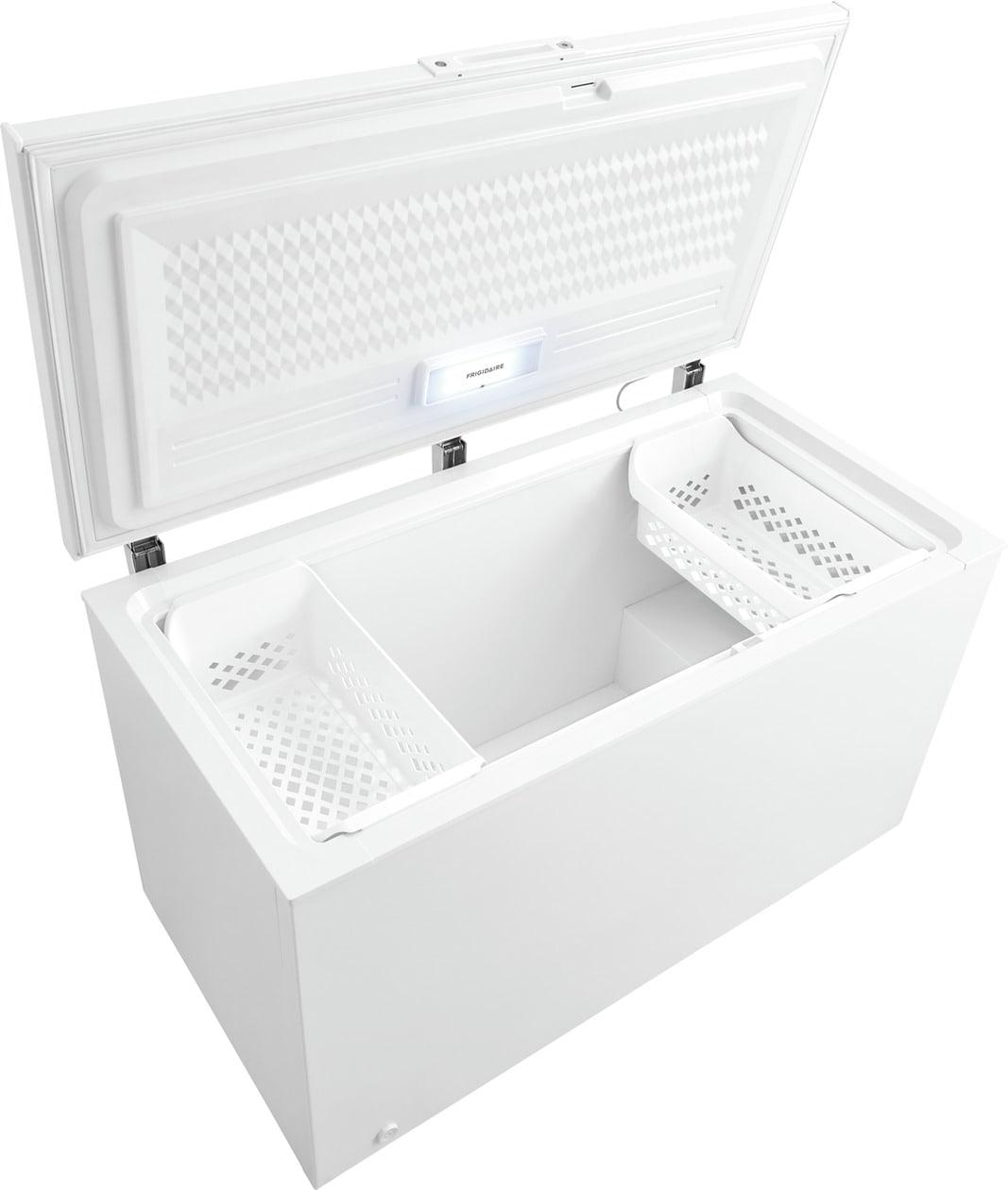 Frigidaire FFCL1542AW 15 Cu. Ft. Garage Ready Chest Freezer