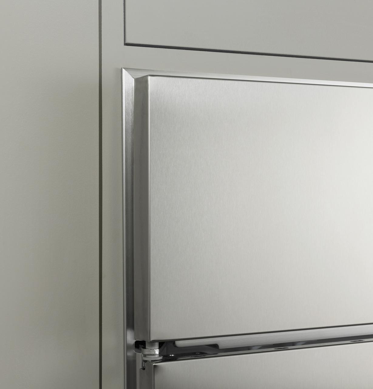 Cafe CSB42YP2RS1 CAF(EBACK)™ 42" Smart Built-In Side-by-Side Refrigerator with Dispenser