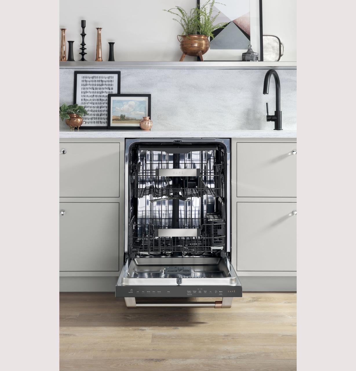 Cafe Caf(eback)™ ENERGY STAR® Stainless Steel Interior Dishwasher with Sanitize and Ultra Wash