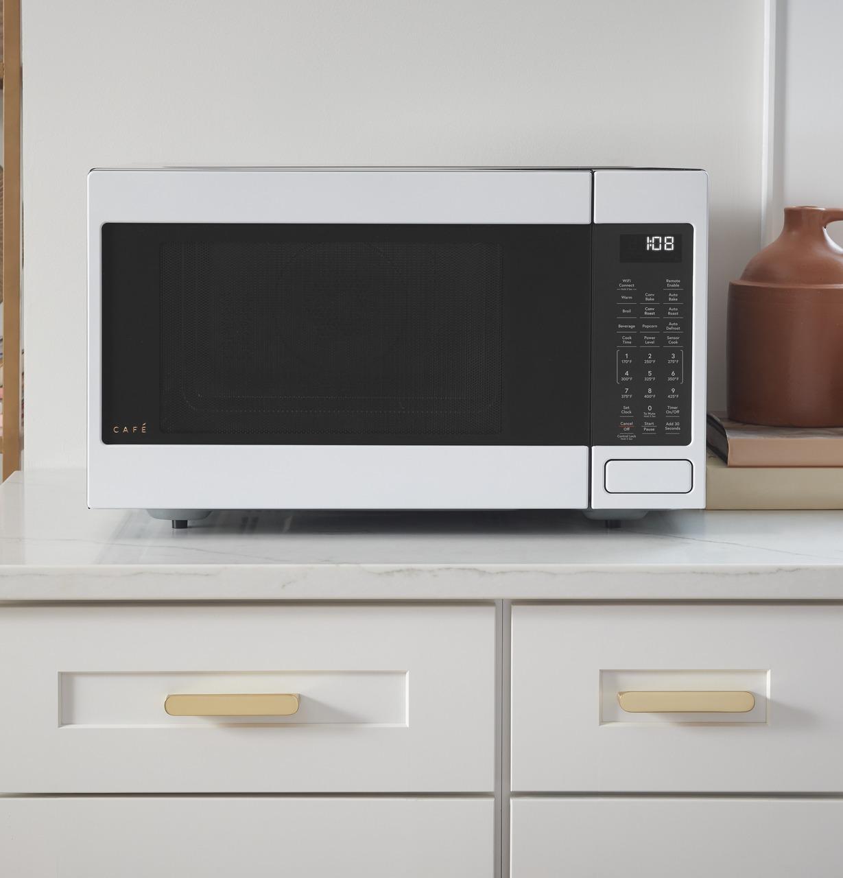 Cafe CEB515P4NWM Caf(eback)™ 1.5 Cu. Ft. Smart Countertop Convection/Microwave Oven