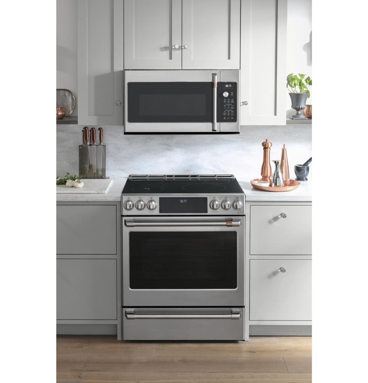 Cafe CHS90XP2MS1 CAF(EBACK)™ 30" Smart Slide-In, Front-Control, Induction and Convection Range with In-Oven Camera
