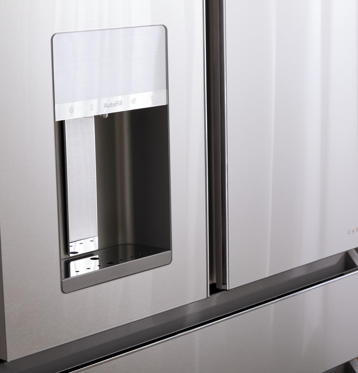 Cafe CVE28DM5NS5 CAF(EBACK)™ ENERGY STAR® 27.8 Cu. Ft. Smart 4-Door French-Door Refrigerator in Platinum Glass