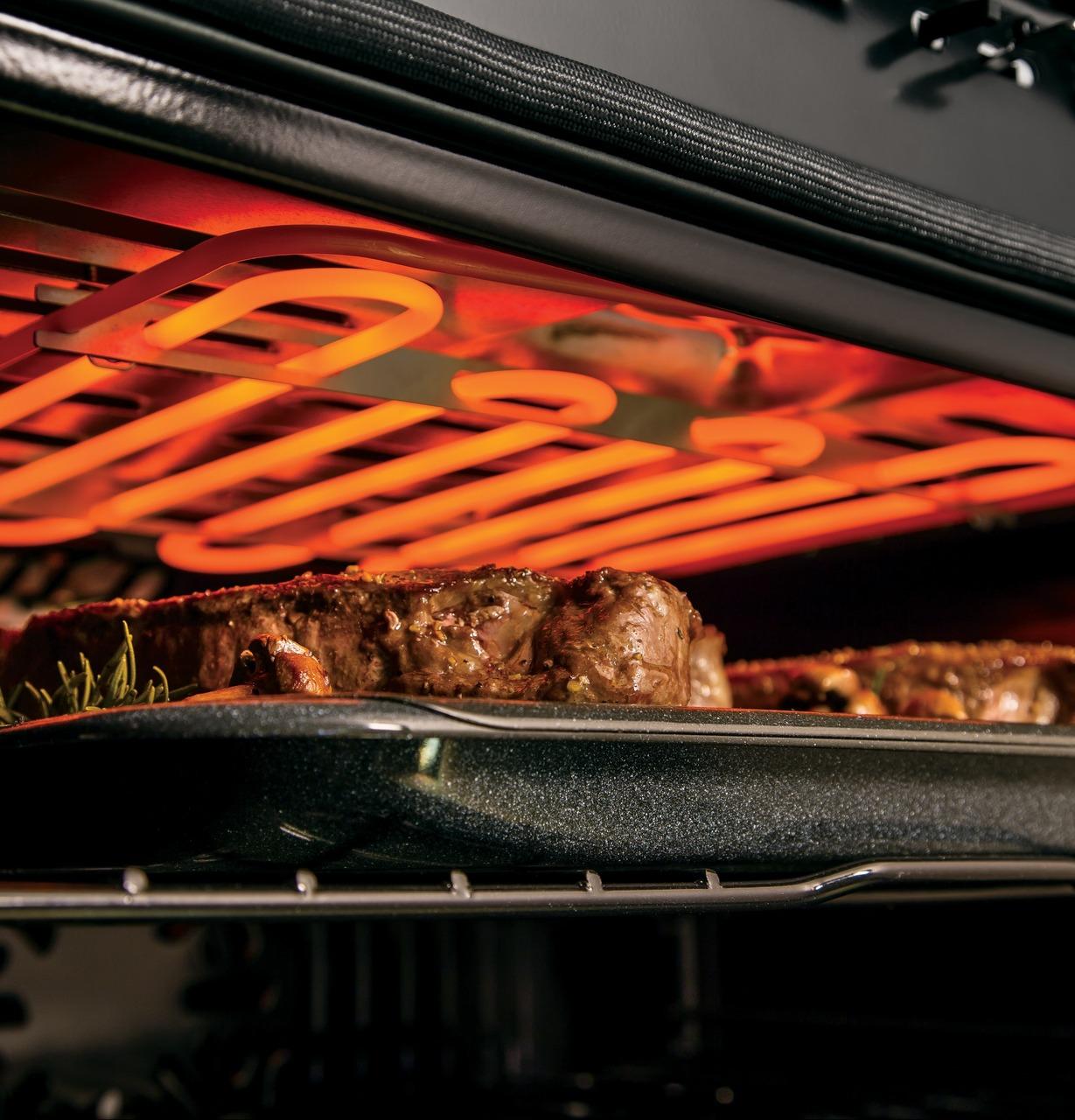 Cafe CTS90FP2NS1 CAF(EBACK)™ Professional Series 30" Smart Built-In Convection French-Door Single Wall Oven