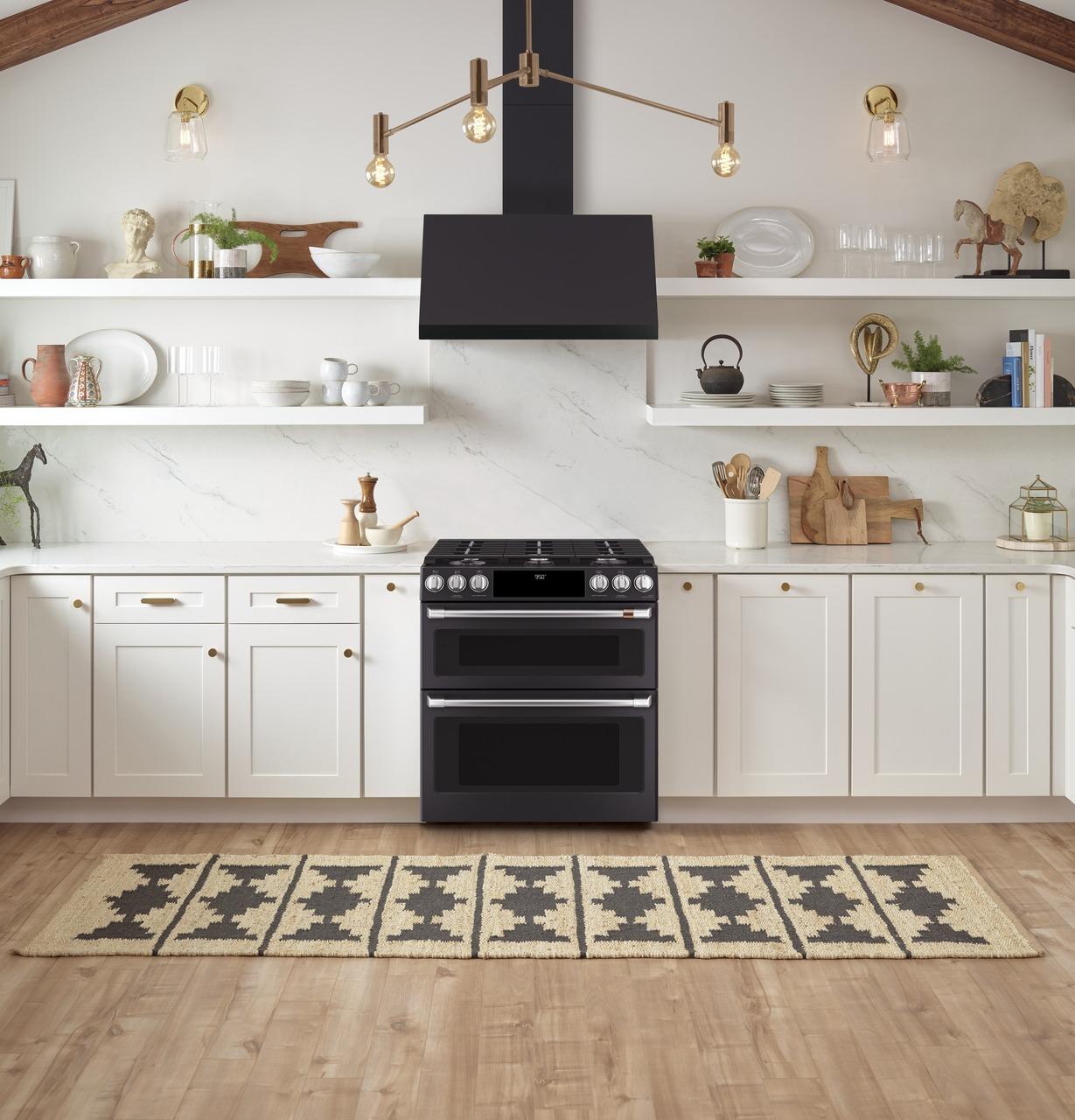Caf(eback)™ 30" Smart Slide-In, Front-Control, Dual-Fuel, Double-Oven Range with Convection