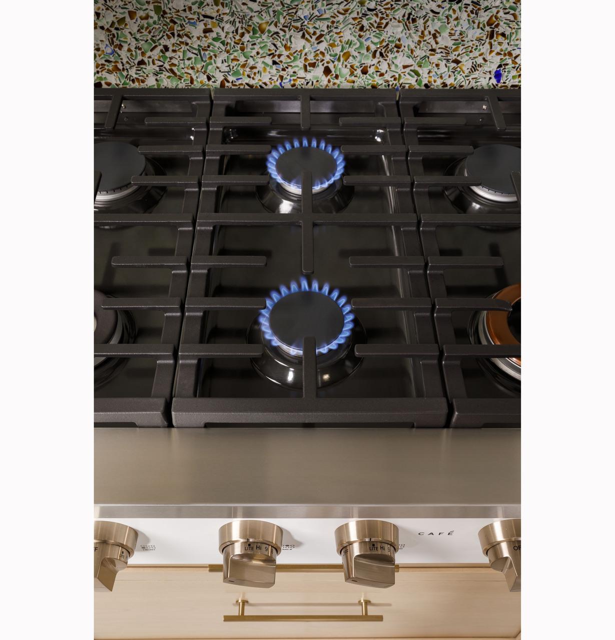 Cafe CGU366P4TW2 CAF(EBACK)™ 36" Commercial-Style Gas Rangetop with 6 Burners (Natural Gas)