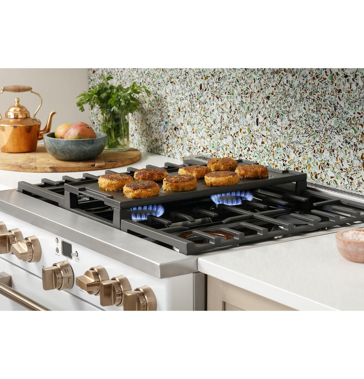 Cafe Caf(eback)™ 36" Smart Dual-Fuel Commercial-Style Range with 6 Burners (Natural Gas)