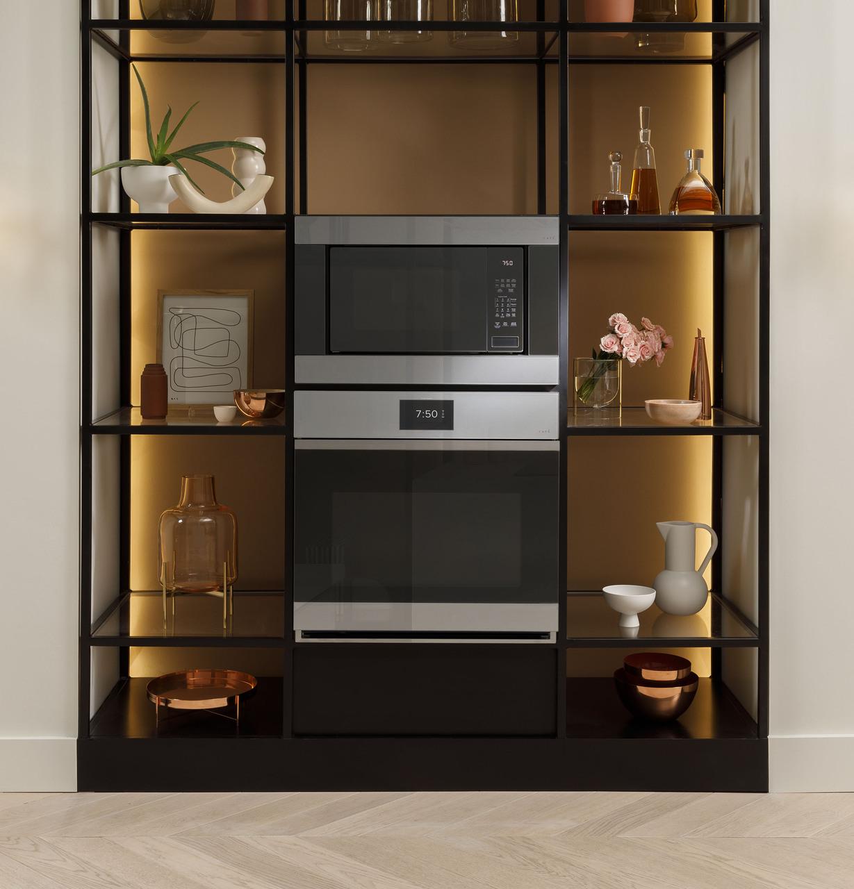 Cafe CTS90DM2NS5 Caf(eback)™ 30" Smart Built-In Convection Single Wall Oven in Platinum Glass