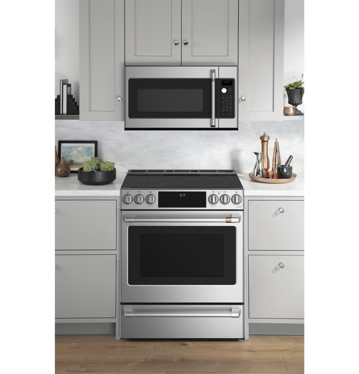 Cafe CHS90XP2MS1 CAF(EBACK)™ 30" Smart Slide-In, Front-Control, Induction and Convection Range with In-Oven Camera