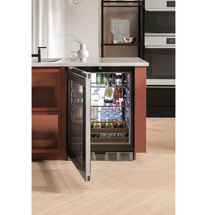 Cafe CCR06BM2PS5 CAF(EBACK)™ Beverage Center in Platinum Glass
